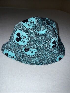 Disney x Diamond Kids Aqua and Black Mickey Mouse Bucket Hat